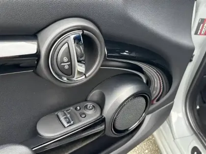 Photo 17 Mini Mini Hatch 3 Portes Cooper S 178 ch DKG7