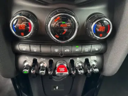 Photo 23 Mini Mini Hatch 3 Portes Cooper S 178 ch DKG7