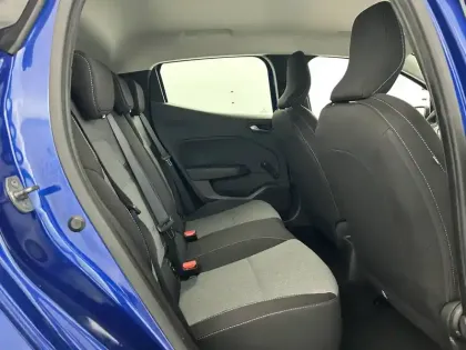 Photo 33 Renault Clio  Blue dCi 100 ch GSR2