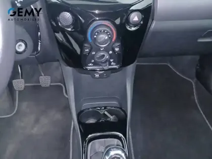 Photo 55 Peugeot 108  VTi 72ch S&S BVM5