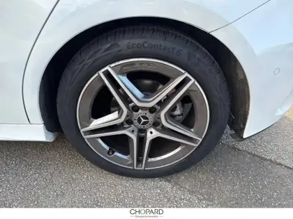 Photo 32 Mercedes Classe A  180 d