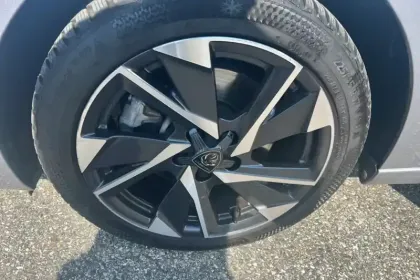 Photo 12 Peugeot 308  SW BlueHDi 130ch S&S EAT8