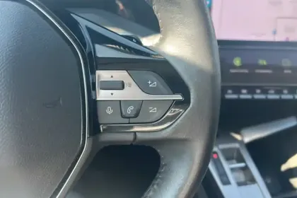 Photo 16 Peugeot 308  SW BlueHDi 130ch S&S EAT8