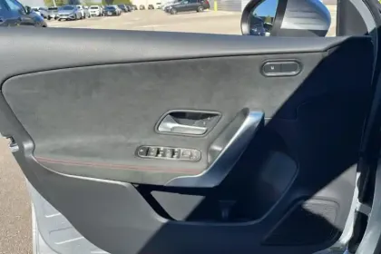 Photo 81 Mercedes Classe A  180