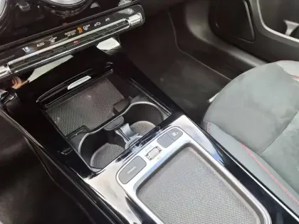 Photo 17 Mercedes Classe A Gén. IV (W177) Ph2 AMG Line 5