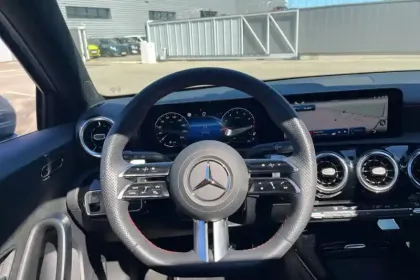 Photo 83 Mercedes Classe A  180