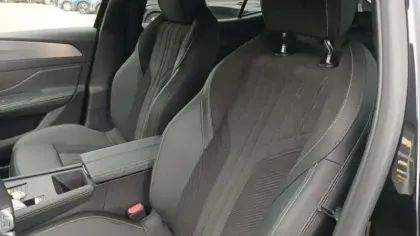 Photo 9 Peugeot 408  Hybrid 145 e-DCS6