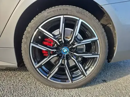 Photo 7 BMW I4  eDrive40 340 ch BVA