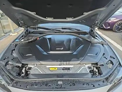 Photo 12 BMW I4  eDrive40 340 ch BVA