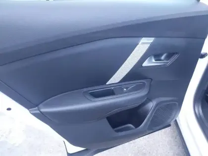 Photo 26 Citroën C4  BlueHDi 130 S&S EAT8