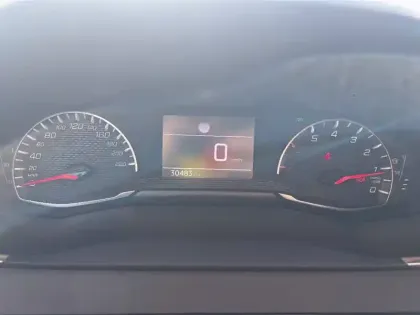 Photo 14 Peugeot 208  PureTech 100 S&S BVM6