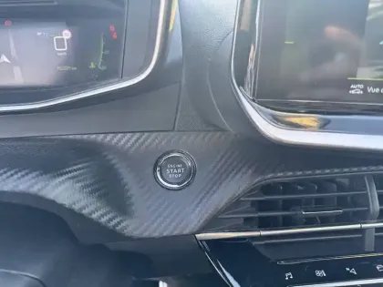 Photo 54 Peugeot 208  BlueHDi 100 S&S BVM6