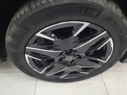 Photo 8 Peugeot 3008  Hybrid 136 e-DCS6