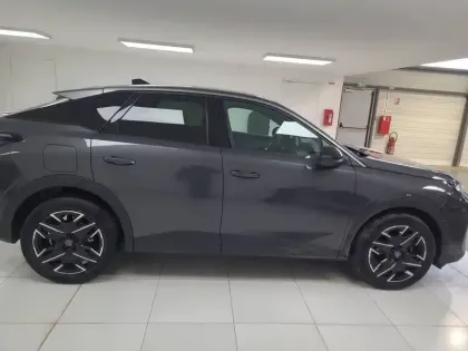 Photo 6 Peugeot 3008  Hybrid 136 e-DCS6