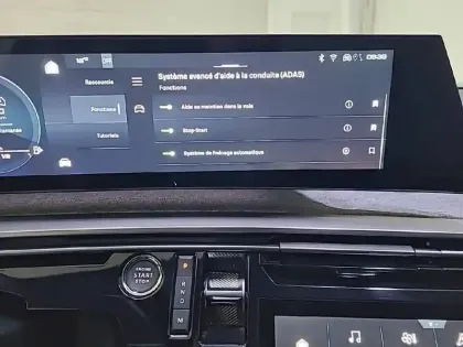 Photo 65 Peugeot 3008  Hybrid 136 e-DCS6