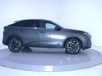 Photo 47 Peugeot 3008  Hybrid 136 e-DCS6