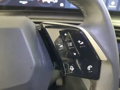 Photo 38 Peugeot 3008  Hybrid 136 e-DCS6