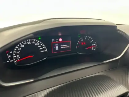 Photo 9 Peugeot 208  PureTech 75 S&S BVM5