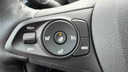 Photo 20 Opel Corsa Gén. VI Ph1 Elegance 5