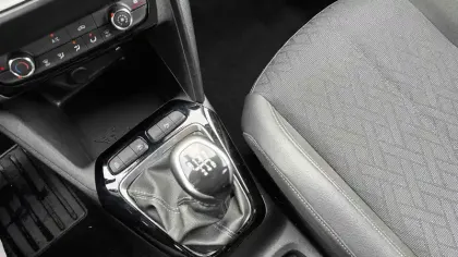 Photo 19 Opel Corsa Gén. VI Ph1 Elegance 5