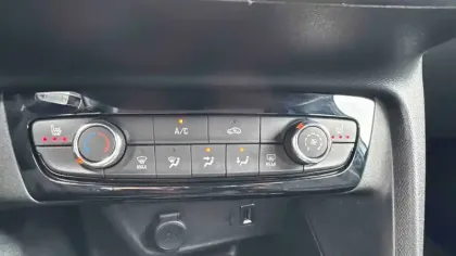 Photo 18 Opel Corsa Gén. VI Ph1 Elegance 5