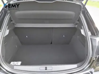 Photo 5 Peugeot 208 Gén. II Ph1 NG GT 5