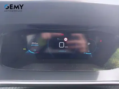 Photo 13 Peugeot 208 Gén. II Ph1 NG GT 5