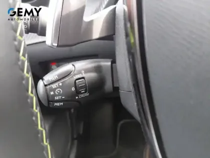 Photo 14 Peugeot 208 Gén. II Ph1 NG GT 5