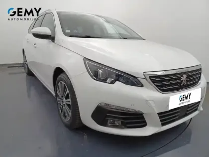 Photo 19 Peugeot 308  SW PureTech 130ch S&S EAT8