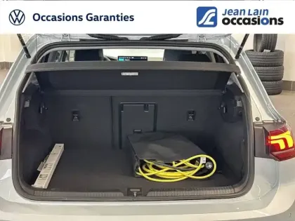 Photo 13 Volkswagen Golf  1.5 eHybrid 204 DSG6
