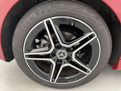 Photo 17 Mercedes Classe A  200 d 8G-DCT