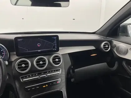 Photo 27 Mercedes Classe C  Cabriolet 200 9G-Tronic