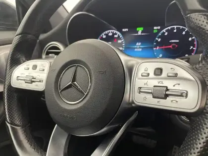 Photo 23 Mercedes Classe C  Cabriolet 200 9G-Tronic