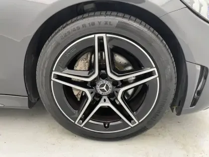 Photo 12 Mercedes Classe C  Cabriolet 200 9G-Tronic