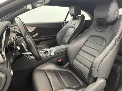 Photo 14 Mercedes Classe C  Cabriolet 200 9G-Tronic