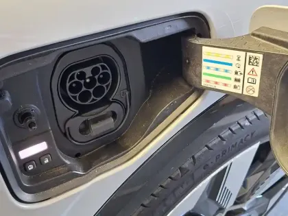 Photo 47 Renault Megane  E-Tech EV60 220 ch super charge