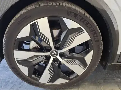 Photo 46 Renault Megane  E-Tech EV60 220 ch super charge