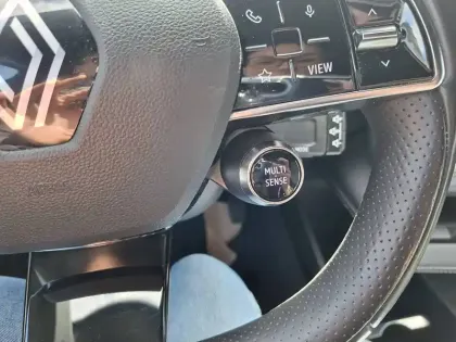 Photo 29 Renault Megane  E-Tech EV60 220 ch super charge