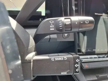 Photo 33 Renault Megane  E-Tech EV60 220 ch super charge