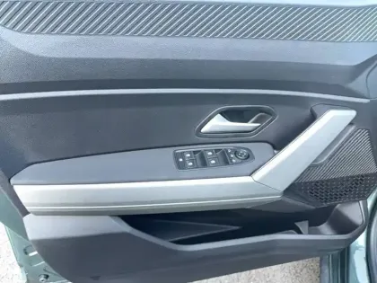 Photo 31 Dacia Bigster  Hybrid 155