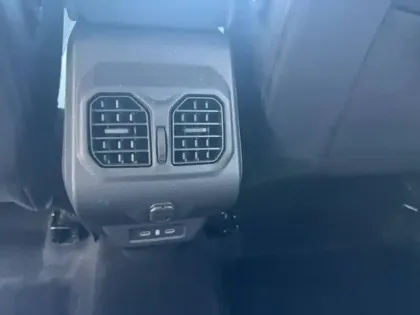 Photo 30 Dacia Bigster  Hybrid 155