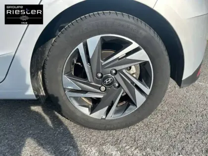 Photo 10 Hyundai I20  1.0 T-GDi 100 Hybrid 48V