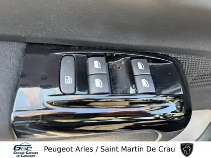 Photo 11 Citroën C3 Gén. III Ph2 Shine Business 5