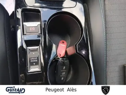 Photo 16 Peugeot 2008  BlueHDi 130 S&S EAT8