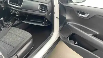 Photo 30 Kia Stonic  1.0 T-GDi 120 ch MHEV iBVM6