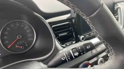 Photo 22 Kia Stonic  1.0 T-GDi 120 ch MHEV iBVM6