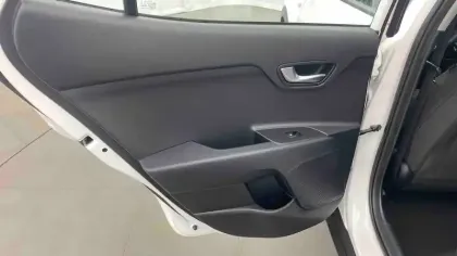 Photo 28 Kia Stonic  1.0 T-GDi 120 ch MHEV iBVM6