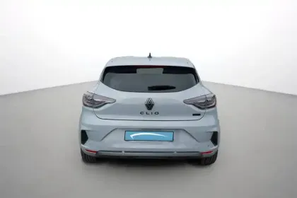 Photo 13 Renault Clio  E-Tech full hybrid 145