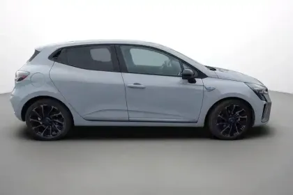 Photo 15 Renault Clio  E-Tech full hybrid 145