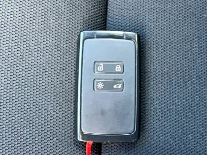 Photo 75 Renault Symbioz  E-Tech full hybrid 145